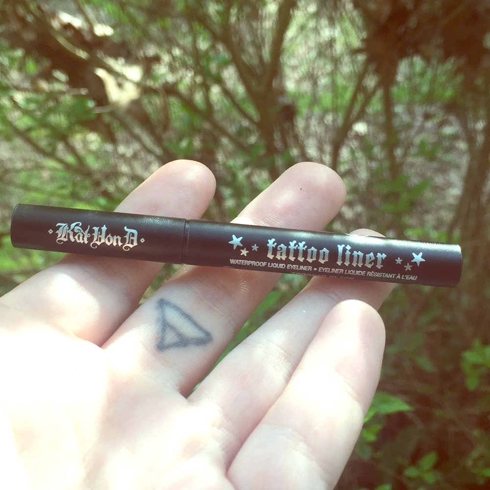 Mini Kat Von D Tattoo Liner Trooper Black